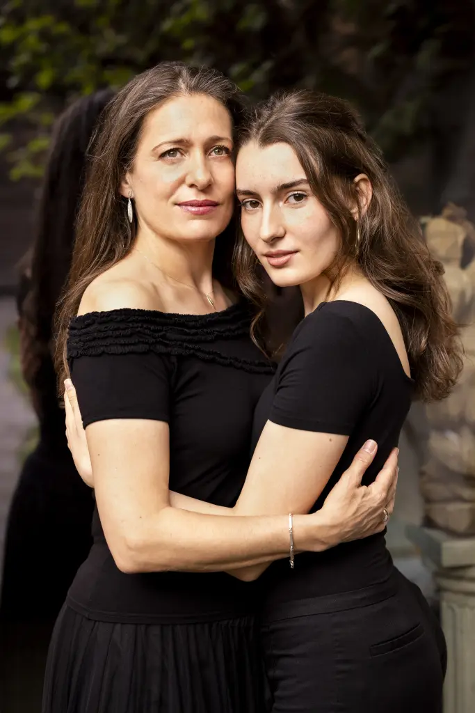 Ariane & Cosima Haering Schmid