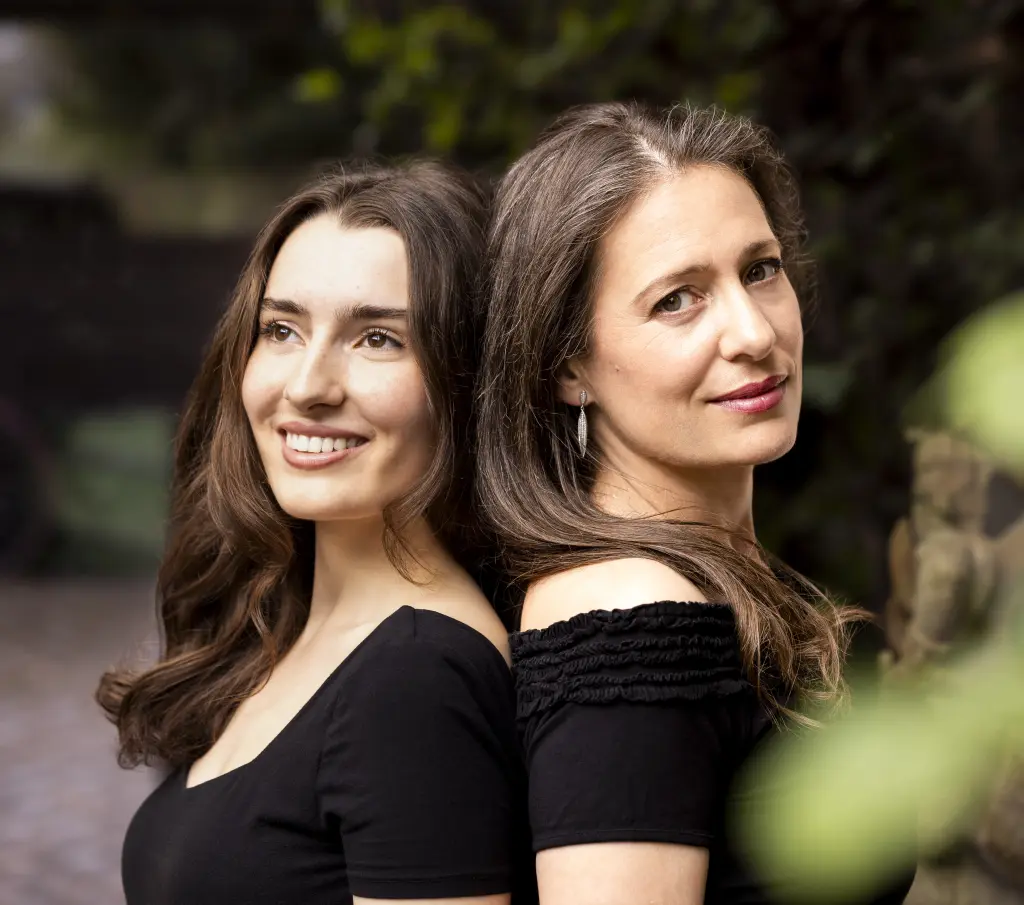 Ariane & Cosima Haering Schmid