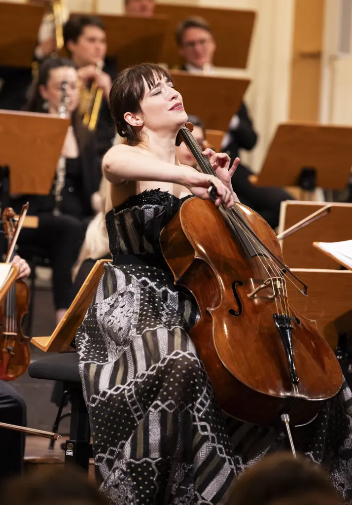 Philharmonie Salzburg – Camille Thomas